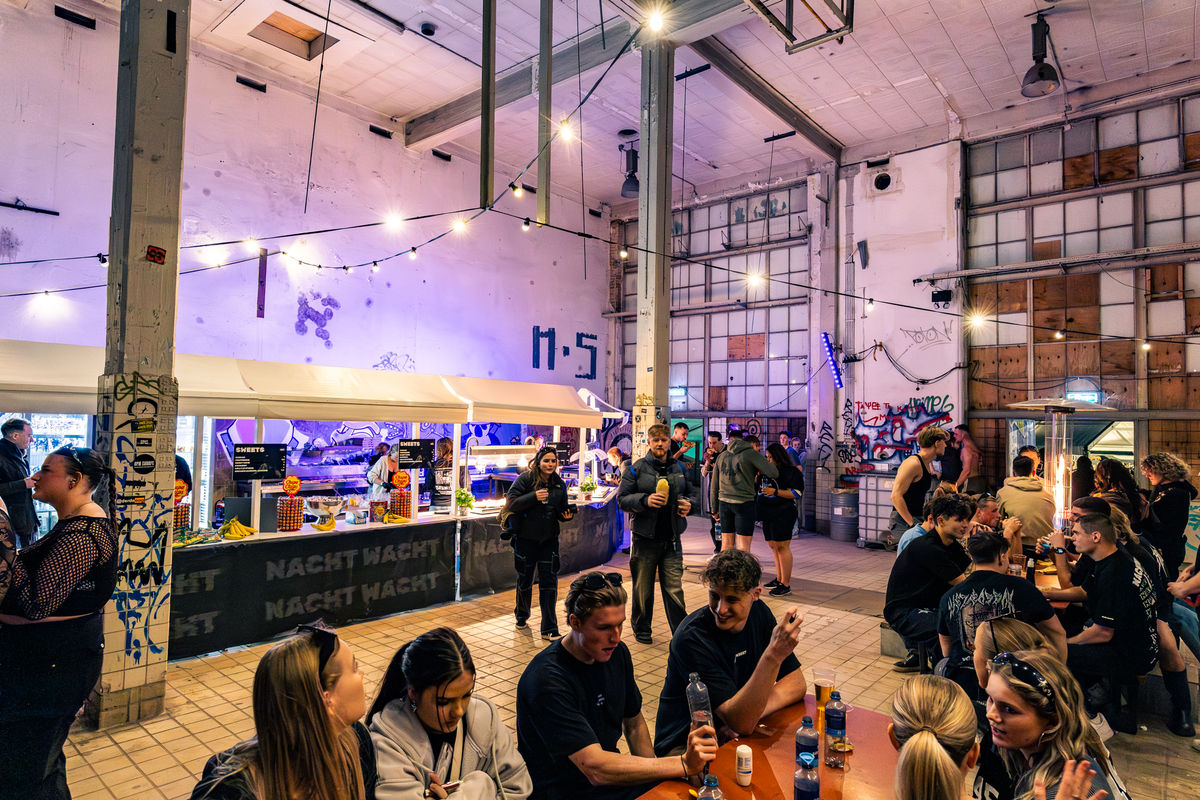 Loading... just a sec